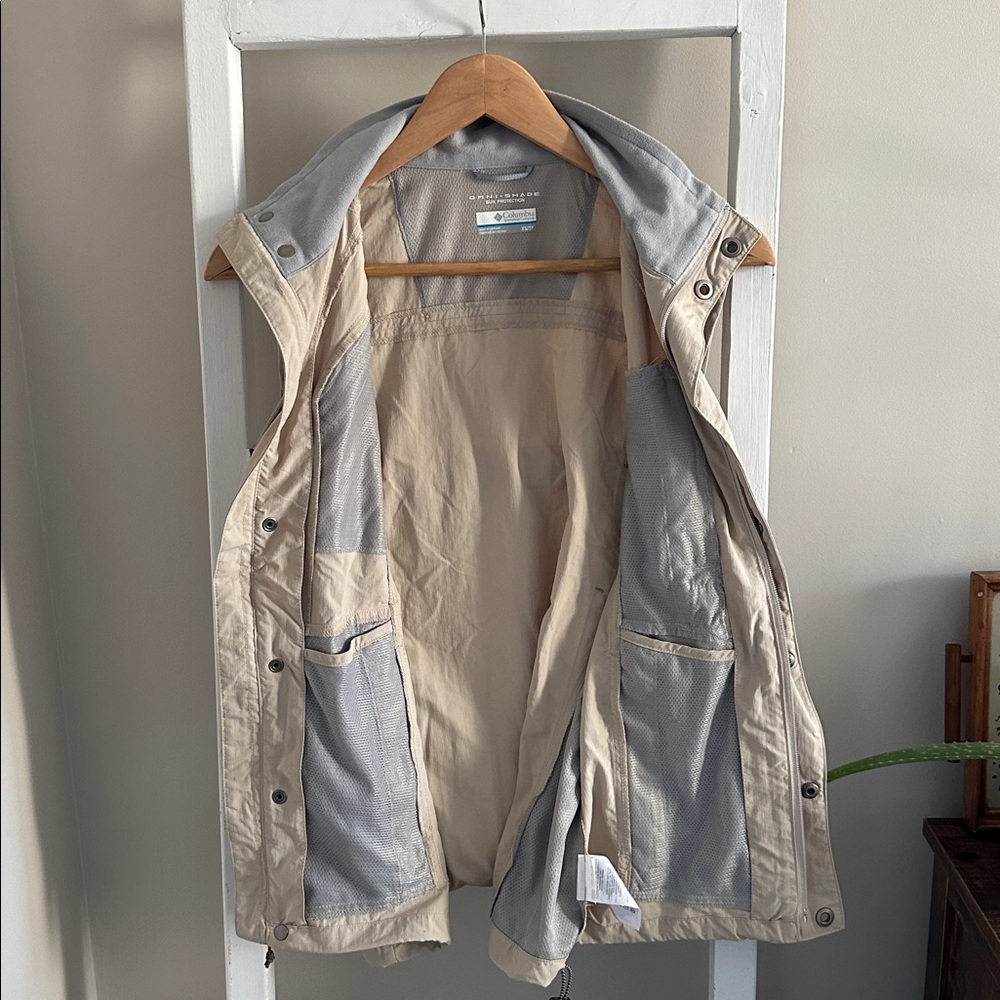 Columbia Men’s Silver Ridge Vest - Picture 3 of 13